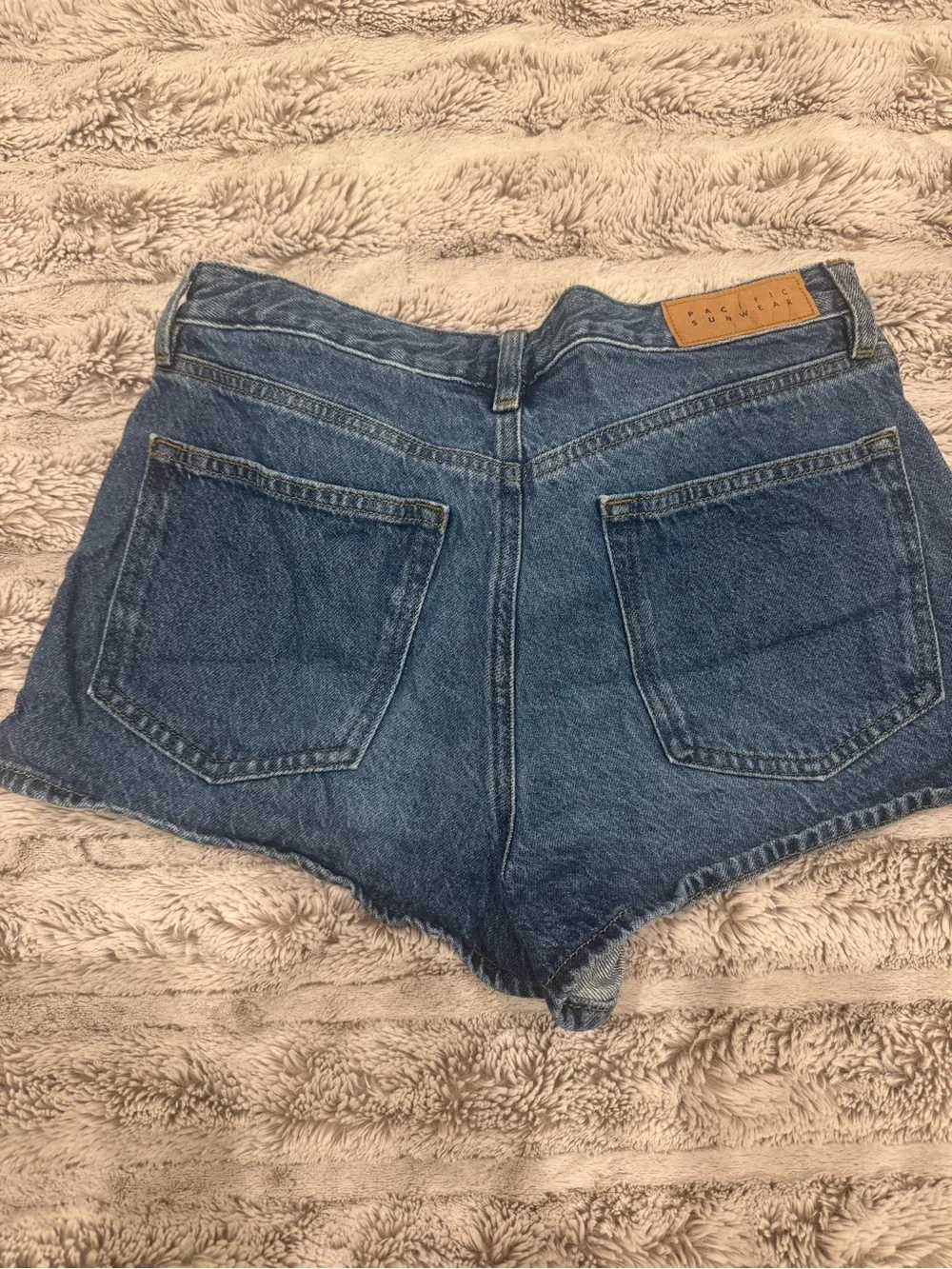 PacSun High-Rise Ivy Festival Denim Shorts in Medium Indigo